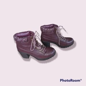 BURGUNDY chunky heel boots Size 8